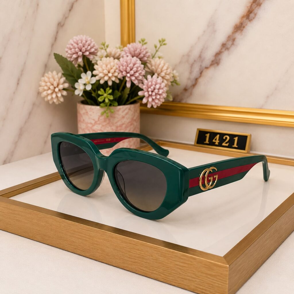 Gucci Women's Emerald Green Cat-Eye Women's Sunglasses