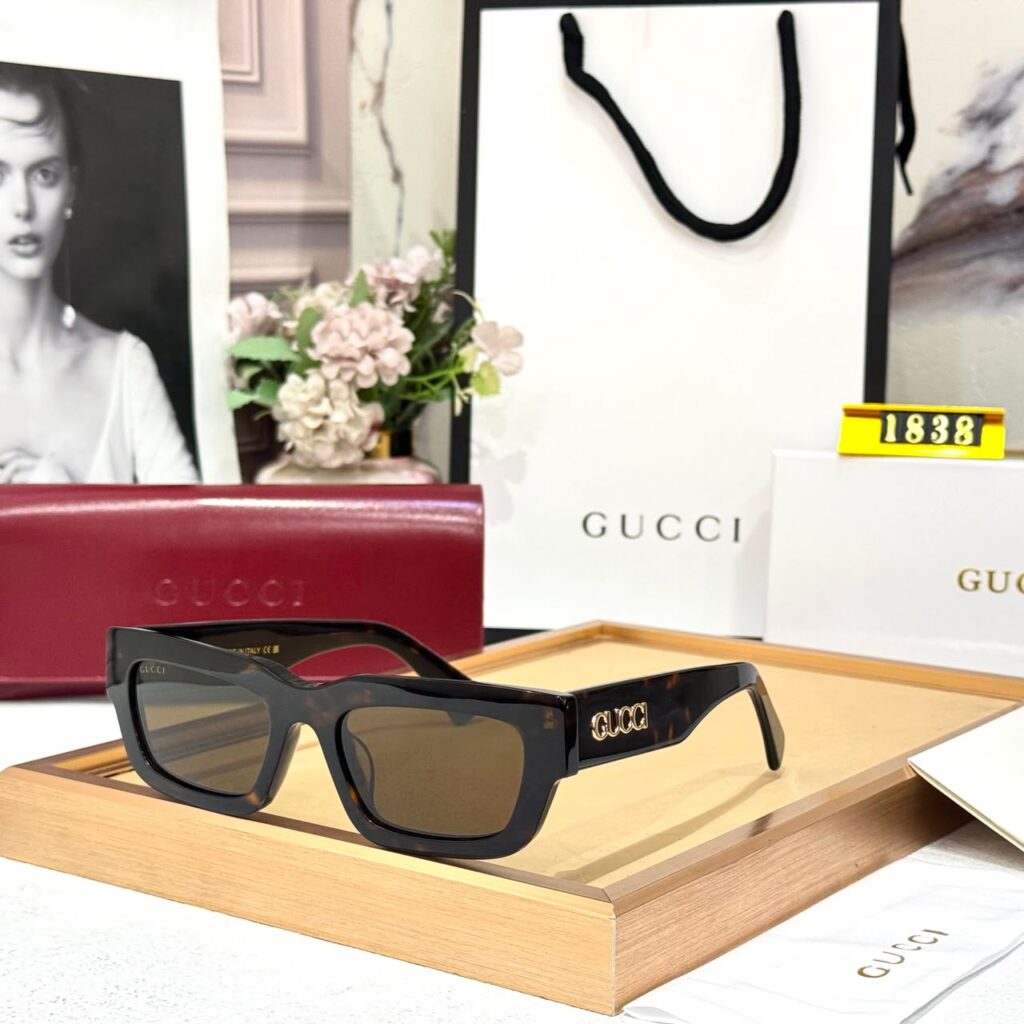 Gucci Statement Leopard Brown Rectangular Premium Unisex Sunglass